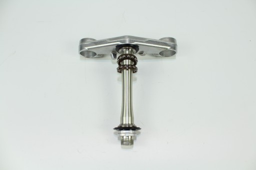 YAMAHA YZF-R6 RJ05 5SL 03-05 НИЖНЯЯ ПОЛКА