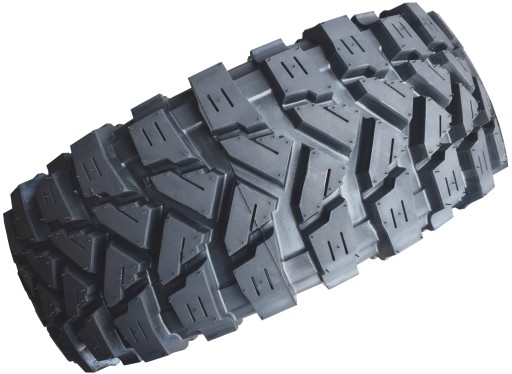 2 ВНЕДОРОЖНЫЕ ШИНЫ 245/70R16, 2 пары. МТ 245/70 r16 ХИЩНИК