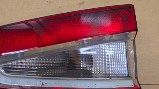 FORD GALAXY MK2 MK3 III 2006 - 2010 ROK PRZEDLIFT LAMPA PRAWA TYLNA Z KLAPY