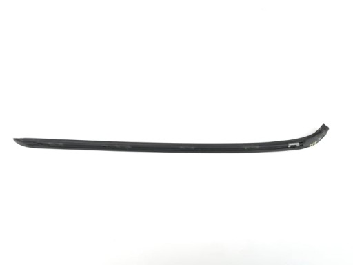 BMW E90 E91 накладка на левое стекло 475