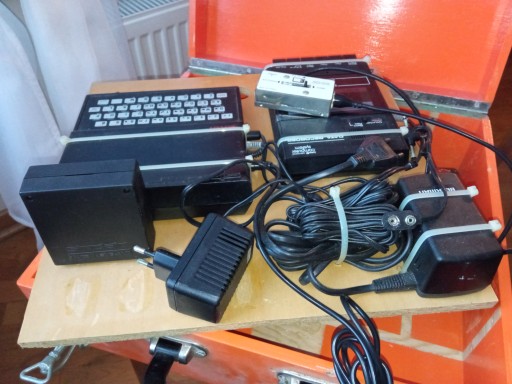 Sinclair zx81 + магнитофон