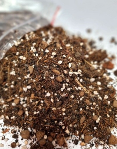 Субстрат YUKA PALM DRACENA FICUS грунт BIGOS 5л