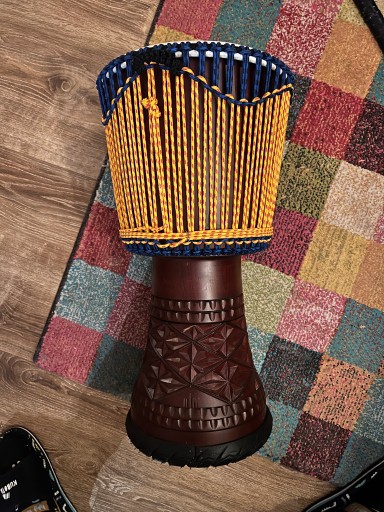 Djembe do nauki 11 60 x 28cm (wys x membrana) od nauczyciela.