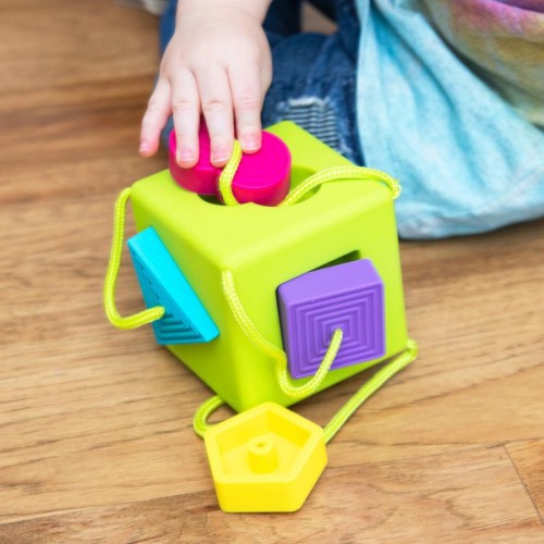 Игрушки для мозга Fat Brain OOMBECUBE SHAPE CUBE SORTER