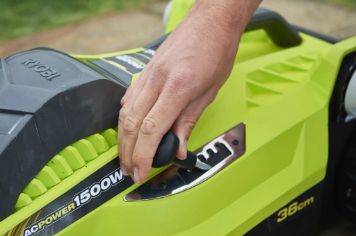 ЭЛЕКТРИЧЕСКАЯ КОСИЛКА RYOBI 36см 1500Вт RLM15E36H
