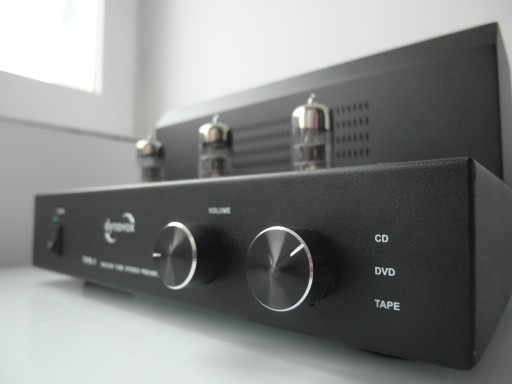 Ламповый предусилитель Dynavox TPR-1