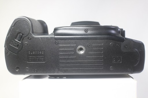Пленочная зеркальная камера Canon EOS 7 Eye Control EF 28–105 мм F3,5–4,5 USM с зум-объективом
