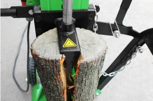 ŁUPARKA PIONOWA DO DREWNA ELEKTRYCZNA 12 T 400 V