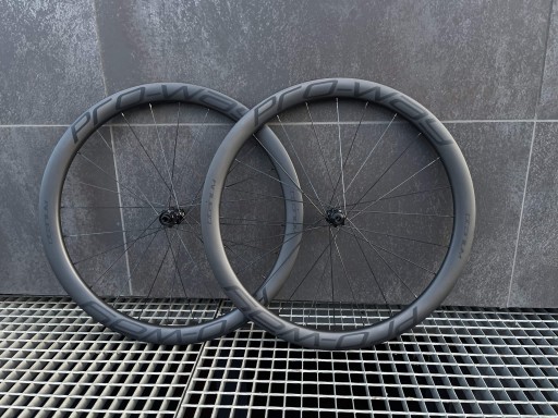 Карбоновые опорные катки PRO-WAY Titanium 45 мм с трещоткой EXP 36T, вес 1360 г.
