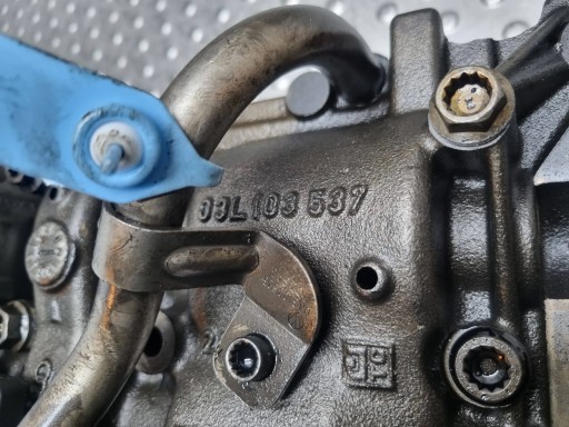 Валы масляного насоса 03L103535 AUDI A4 B8 LIFT VW T5 T6 2.0 TDI CFC CCH CGLC
