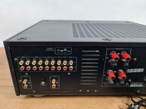 Onkyo A-807 — стереоусилитель + пульт ДУ