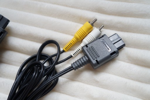 AV-кабель NINTENDO NES SNES GameCube N64 Original