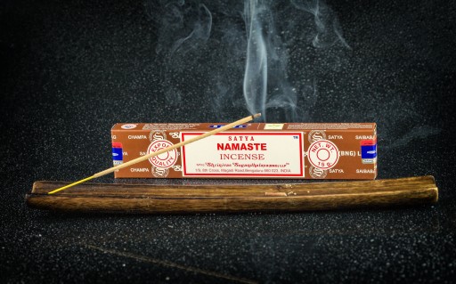 Ароматические палочки NAG CHAMPA SATYA POLLEN 15 г Намасте