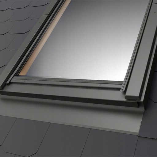 Деревянное мансардное окно RoofLite+ 66x118 с волнистым или плоским фланцем