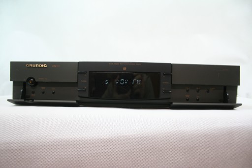 GRUNDIG CL-T6 Тюнер City Line |RDS|