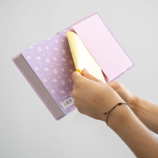 Pusheen Space Out Eraser Journal Школьный календарь на 2024/2025 год для детей