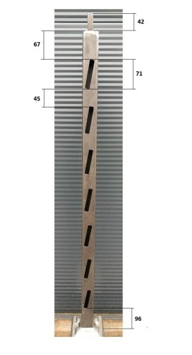 столб 40x40x1,5 для балюстрады с отверстием 70x11 угловой столб