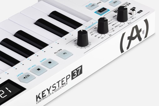 КОНТРОЛЛЕР СЕКВЕНСЕРА ARTURIA KEYSTEP 37 + ABLETON