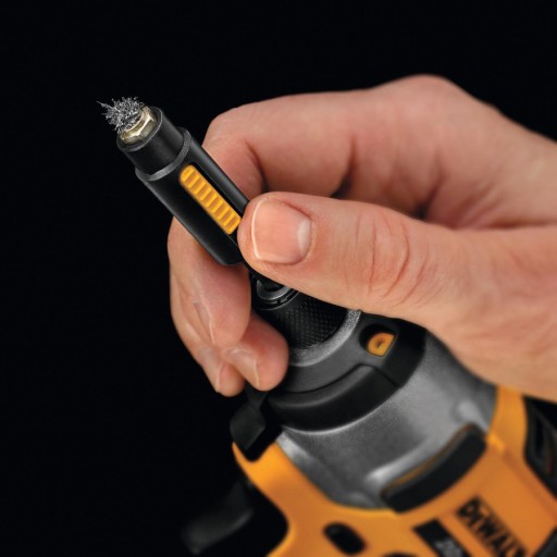 НАКОНЕЧНИК DEWALT DT7430 С НАСАДКОЙ 8 САМООЧИСТЯЩИЙСЯ