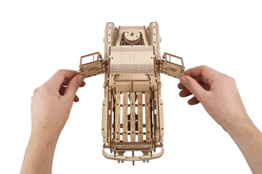 Пикап Лесоруба, механическая модель - пазл UGears 3D