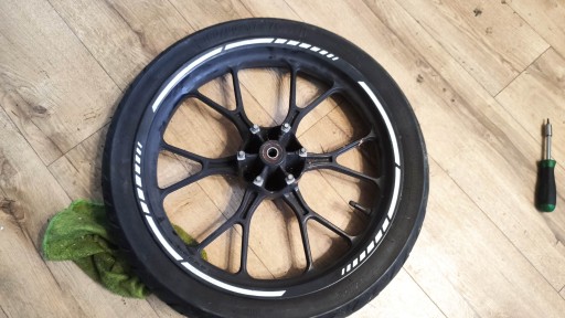 ПЕРЕДНИЙ ОБОД ЕС ЕС R17 2.75 APRILIA RS4 125 CM