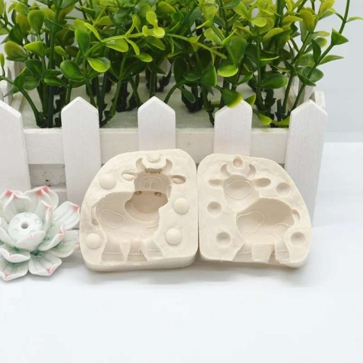 Силиконовая форма Животное коровья помадка 3D А03058 от Slodziakimonika