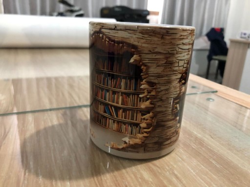 3D керамическая кружка с книжной полкой
