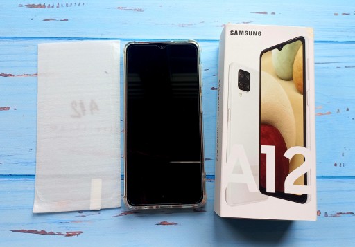 Смартфон Samsung Galaxy A12 4 ГБ/64 ГБ 4G (LTE), белый как НОВЫЙ