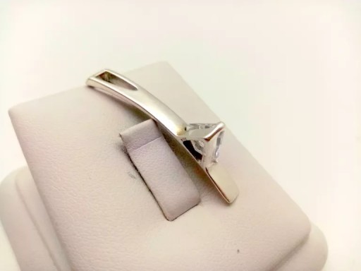 СЕРЕБРЯНЫЙ КУЛОН С КАМНЕМ 925 3.60Г