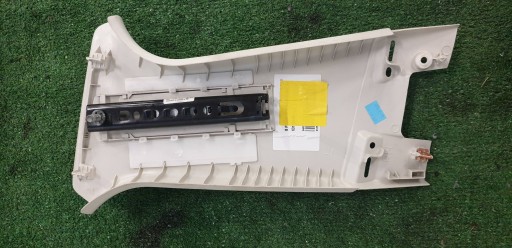 Ford Mondeo Mk5 Lift Post Pillar Cover Opper Law DS73-F24582