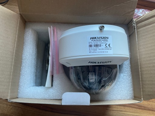 IP-камера Hikvision DS-2CD4135FWD-IZ