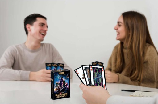 MARVEL STRAŻNICY GALAKTYKI KARTY DO GRY KLASYCZNA TALIA KOLEKCJONERSKA