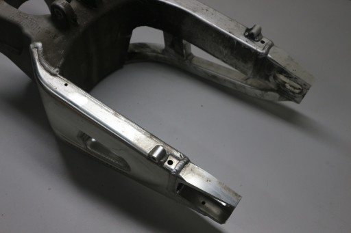 HONDA CBR 600 RR ЗАДНИЙ ПОВОРОТНЫЙ РЫЧАГ