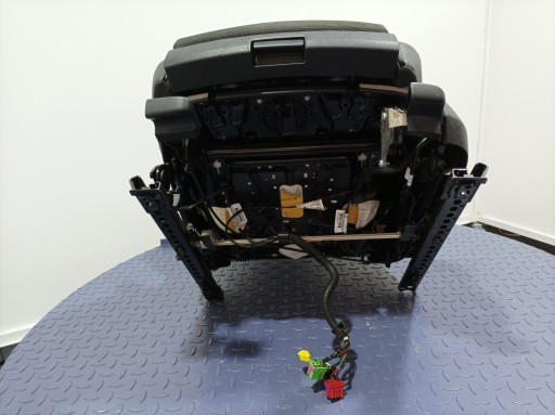 AUDI A4 B8 LIFT Водительское сиденье, переднее левое, кожа, S-LINE, ЕС