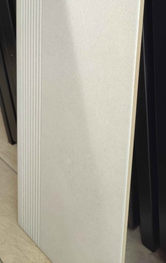 TaniGres Płytka STOPNICA PARADYŻ KILDA SILVER PROSTA MAT 30X60 GAT I