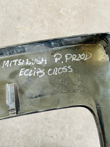 MITSUBISHI ECLIPSE НАКЛАДКА БАМПЕРА ПЕРЕДНЯЯ ПРАВАЯ 6407A246