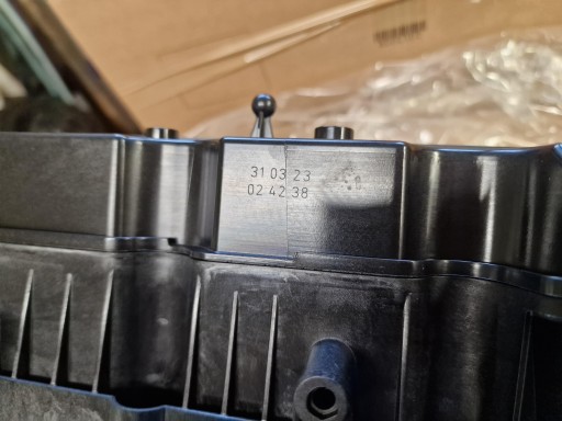 Клапанная крышка BMW b47 11128579962 g20 g30 g22 g01 g05 g32 NEW Дилерский центр