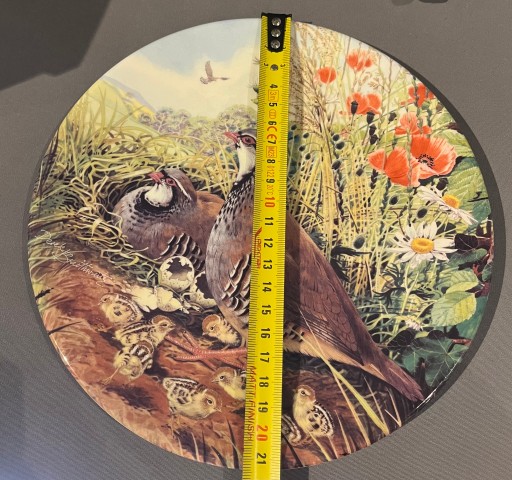 Тарелка декоративная RED-LEGGED PARTRIAGE - ROYAL GRAFTON-BRADEX - СЕРТИФИКАТ