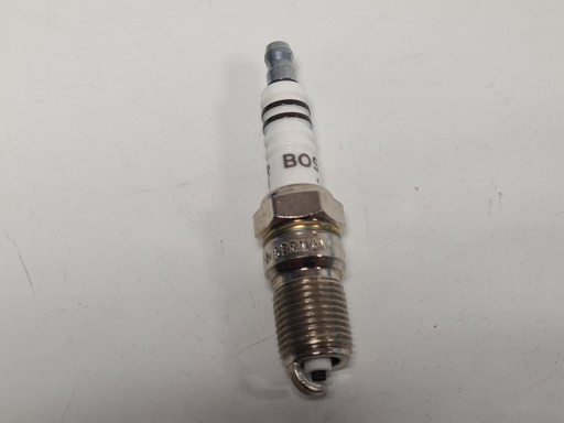 Свеча зажигания BOSCH 0 242 229 655