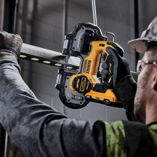Ленточная пила 18В 2х5Ач DeWALT DCS377P2