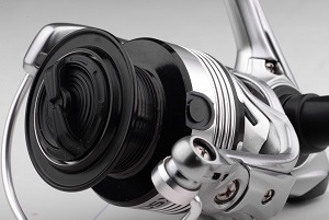 KOŁOWROTEK SPRO DSX 1000