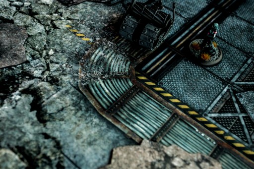 Fallen City 44x60 дюймов / 112x152 см - Warhammer 40K - игровой коврик для боевых действий