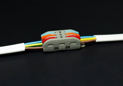 Szybkozłączka przelotowa 3 p złączka 0.5 - 4 mm² 32A 250V kolorowa 10szt.