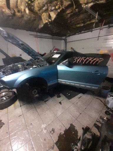 Детали задней правой левой двери Ford Mustang