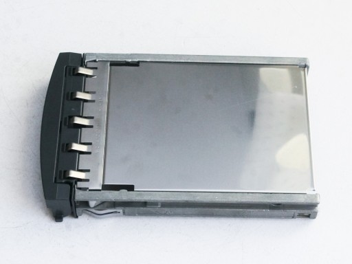 КАРМАН/РАМКА 3,5-дюймовый СЕРВЕР Fujitsu A3C40056861