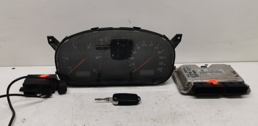 TRANSPORTER T4 2.5 TDI 88 л.с. КОМПЬЮТЕР 074906018AK, 0281010462 ALL/1/E2