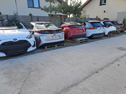 Toyota Yaris I szyba prawy tył karoseryjna 3D