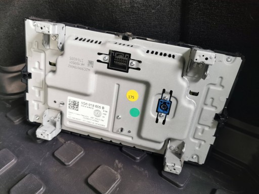 VW MIB2 3Q0035874B 5G6919605B NAVI DISIMENT