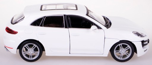МОДЕЛЬ PORSCHE MACAN TURBO МЕТАЛЛ BBURAGO 1:24 БЕЛЫЙ