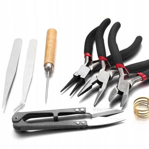 Multi-functional set of pointed pliers